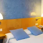 Rambla Hotel 3*