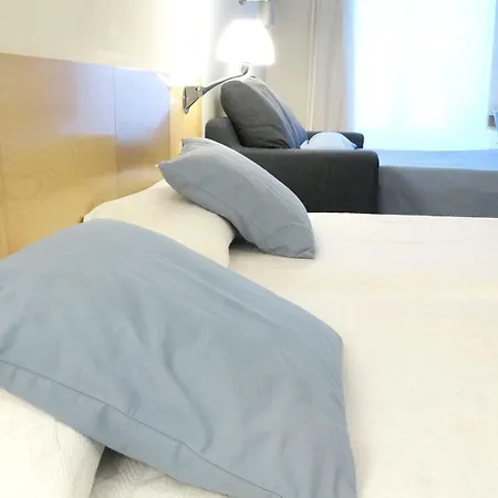 Rambla Hotel 3*
