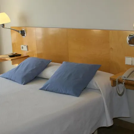 Otel Rambla Figueres (Girona)